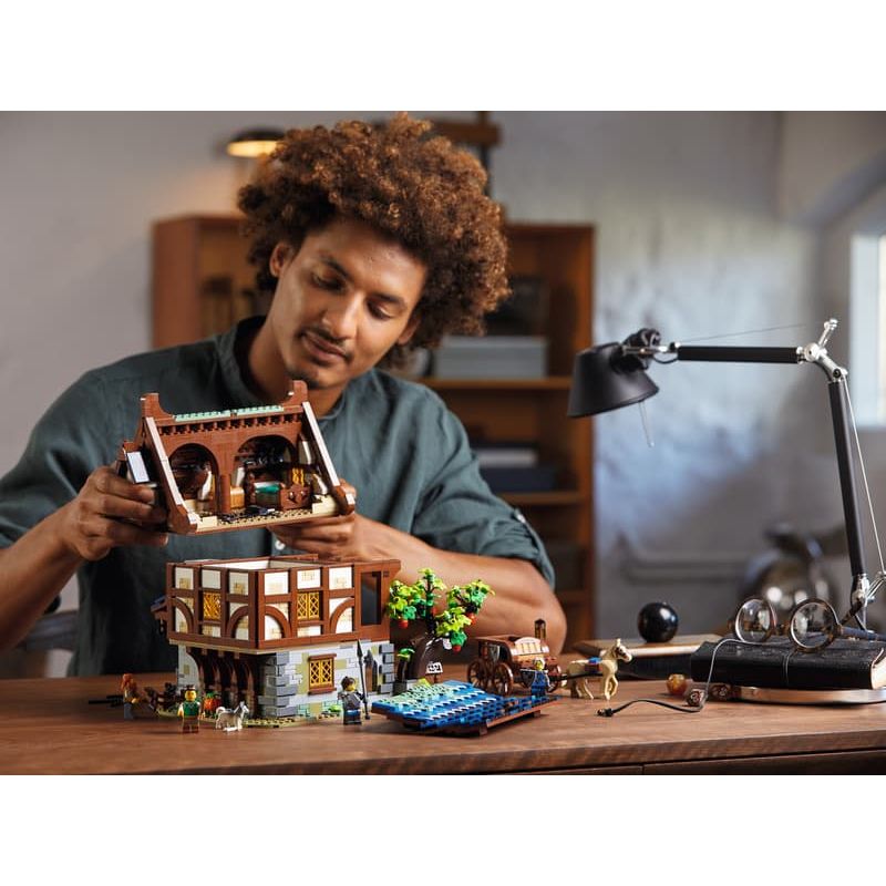 LEGO 21325 – Mittelalterliche Schmiede