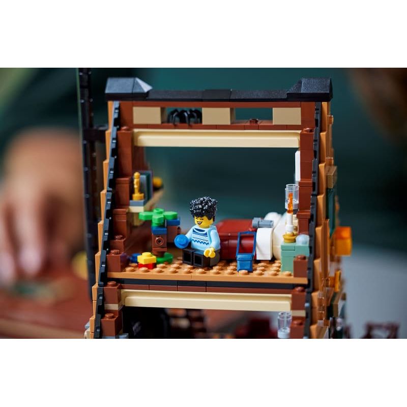 LEGO 21338 - A-Rahmen-Waldhütte Modellbausatz