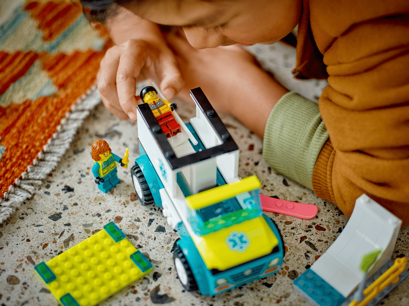 LEGO 60403 – Krankenwagen und Snowboarder