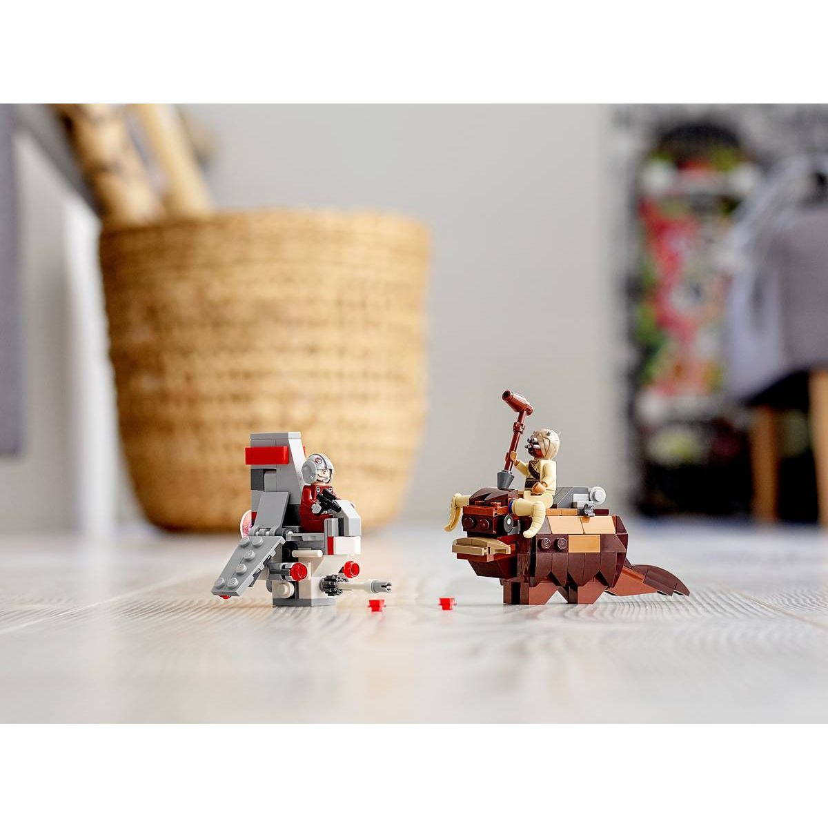 LEGO 75265 – T-16 Skyhopper vs. Bantha Microfighters