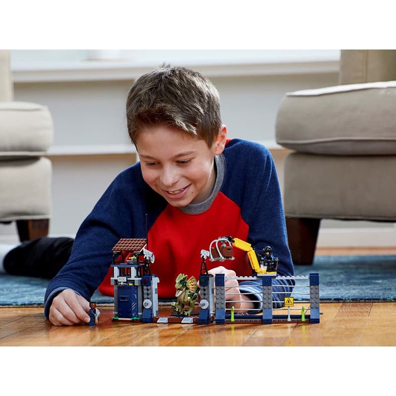 LEGO 75931 - Dilophosaurus-Angriff auf den Wachposten
